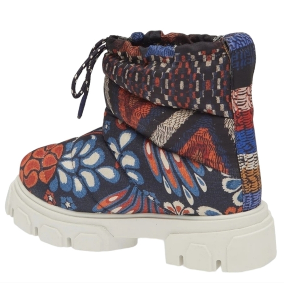 FARM RIO Lug Sole Puffer Bootie Pineapple Flower Women's 9 Chunky Floral Quilted - Picture 7 of 16